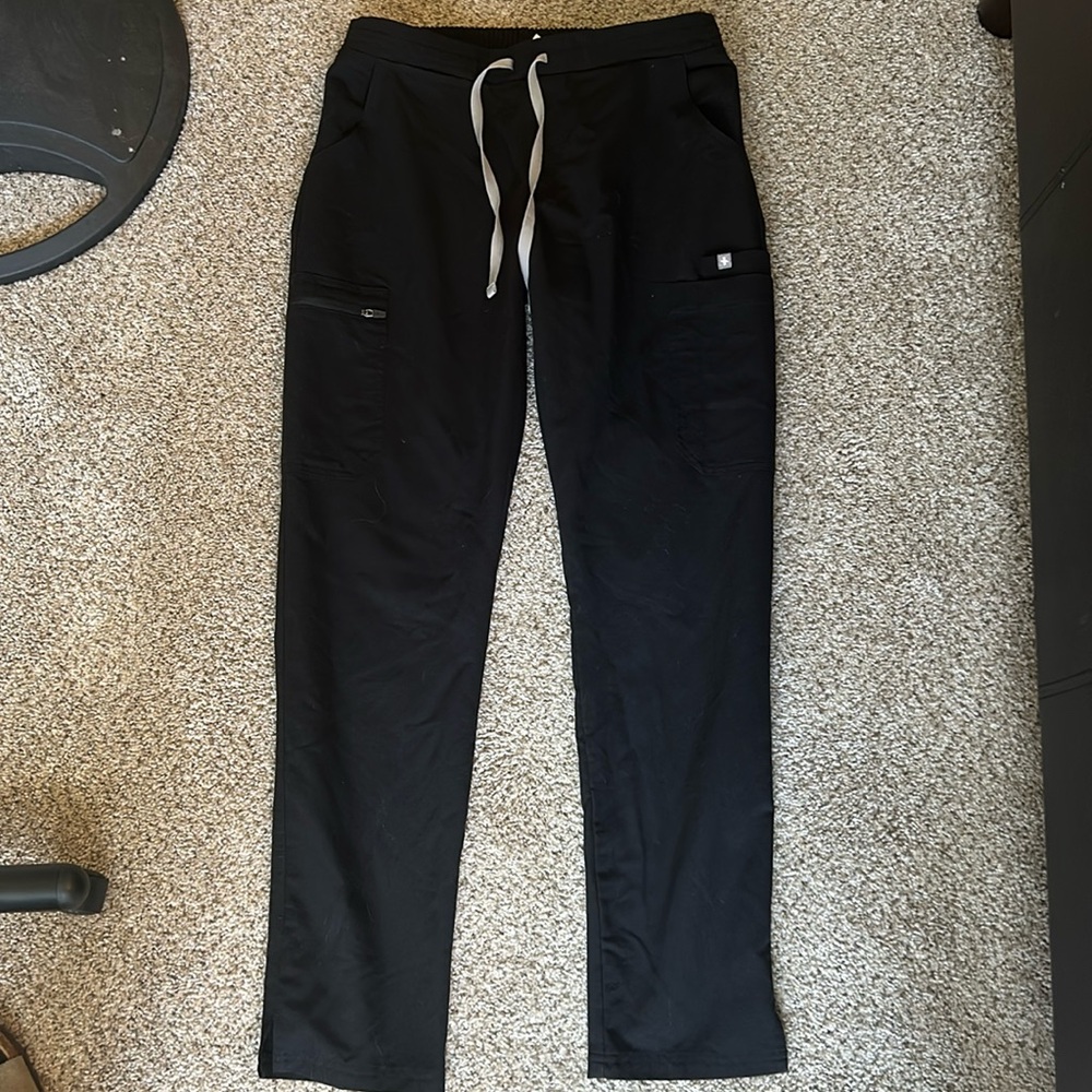 Figs yola skinny scrub pants